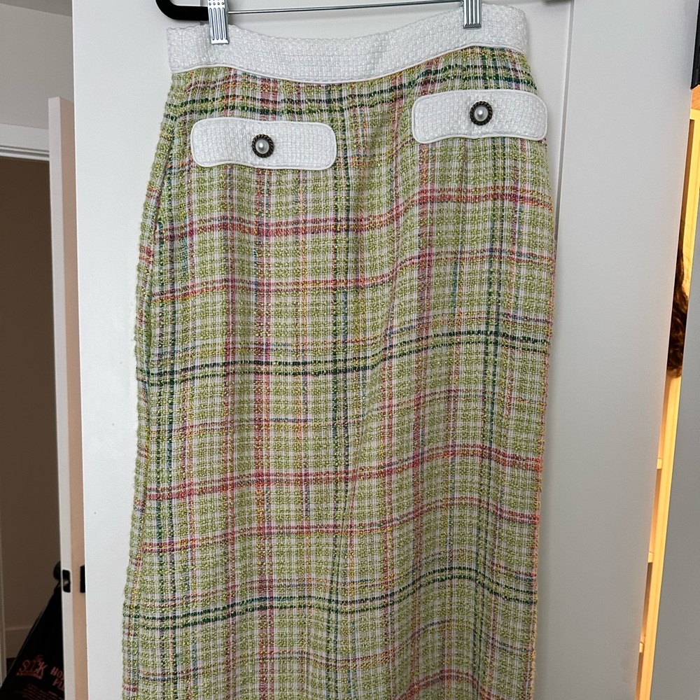 Asos beautiful tweed maxi skirt. Brand new. Size M